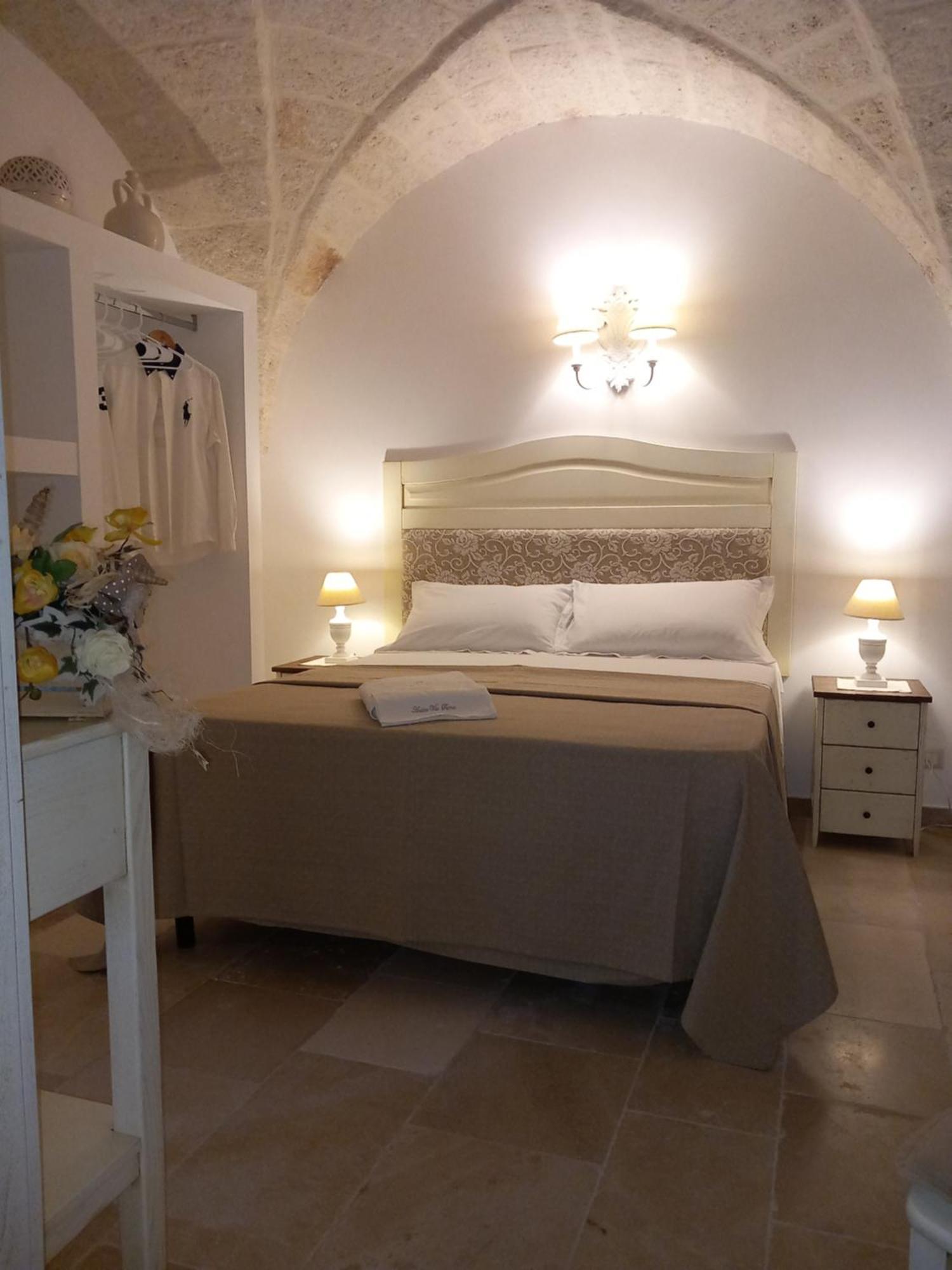 Antica Via Roma B&B E Relax Монтальбано Экстерьер фото