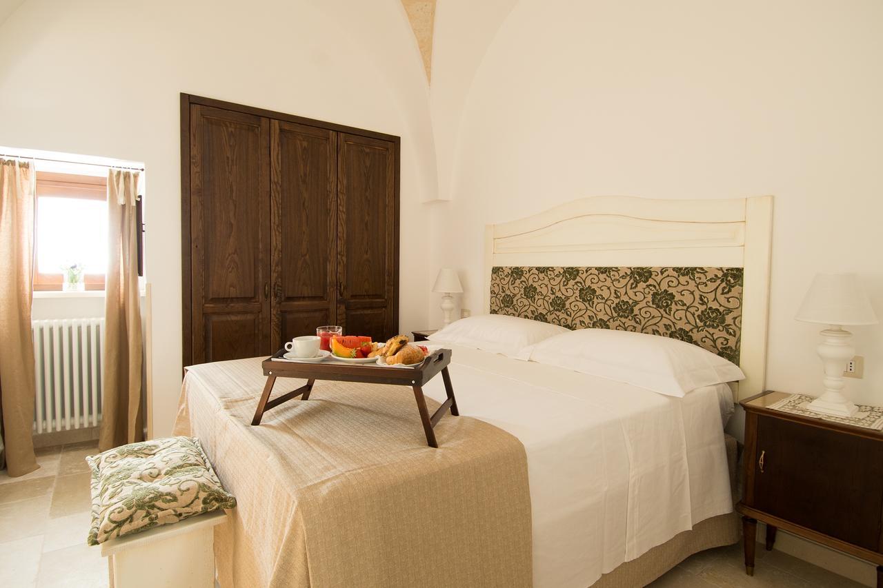 Antica Via Roma B&B E Relax Монтальбано Экстерьер фото